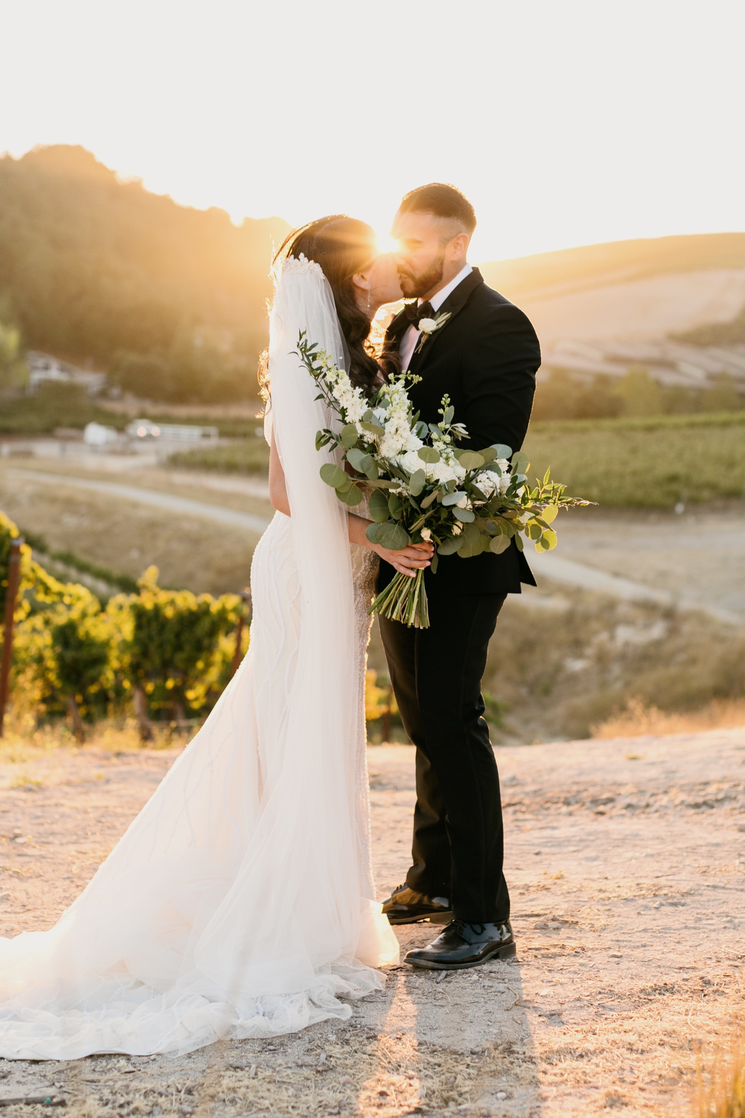sunset portraits at tooth and nail winery in paso robles california
